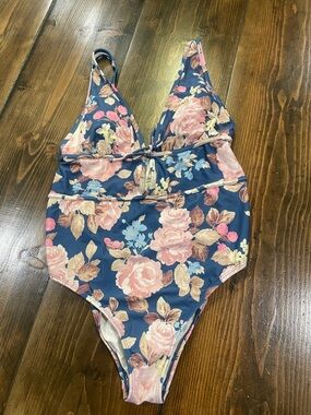 Shade & Shore Navy Floral Tie-Front V-Neck One-Piece